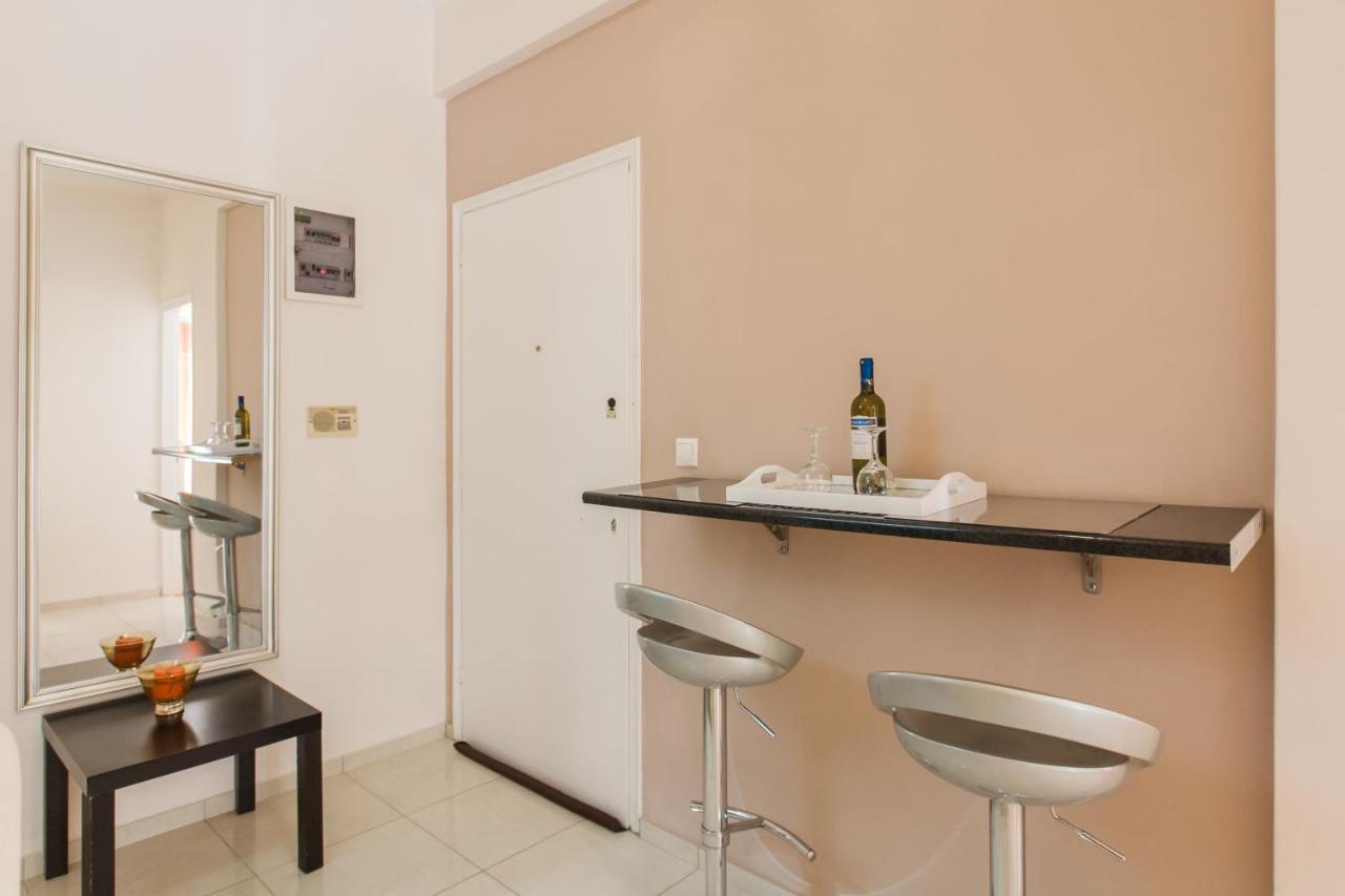 Central Apartment At Plaka 1 Bed For 2 Pers Atény Exteriér fotografie